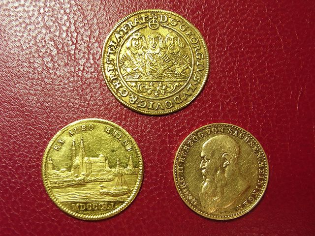 Goldmünzen Papst und Königshäuser